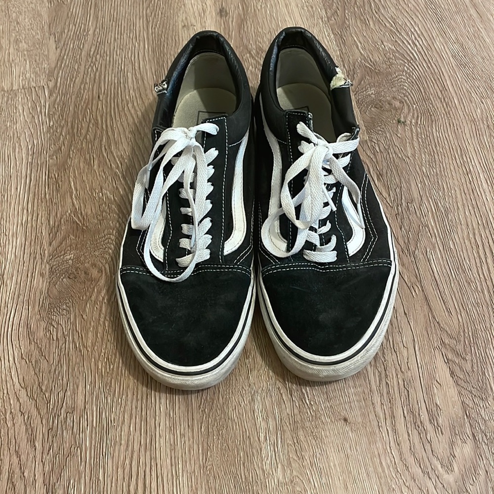 Old skool low top vans